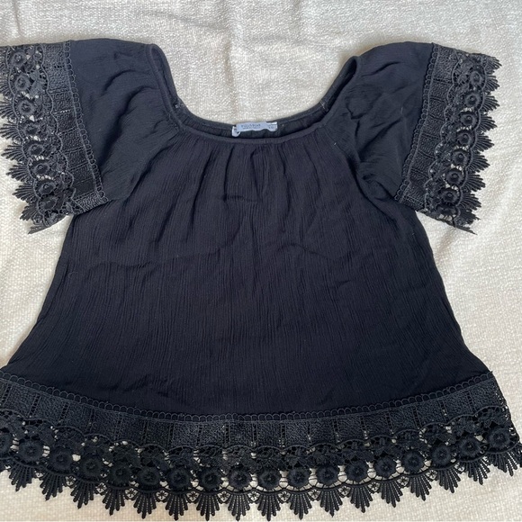 Pull and Bear women’s black blouse size s beautiful lace detail - Picture 7 of 13